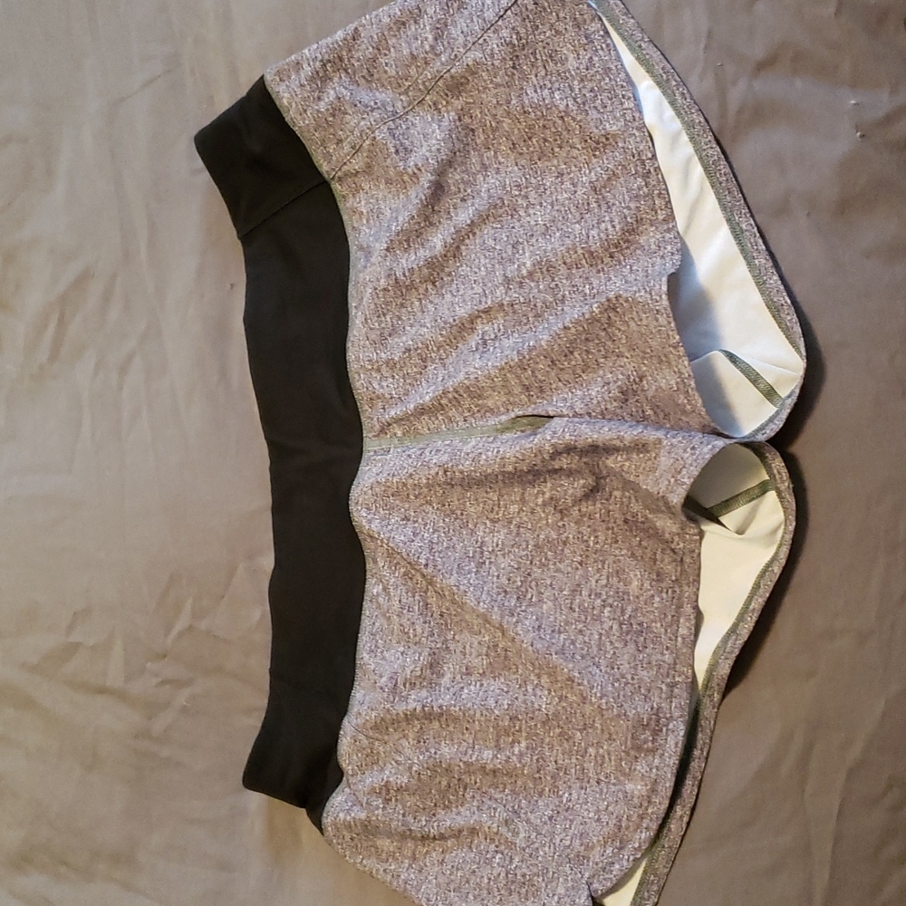 Lululemon speed up short